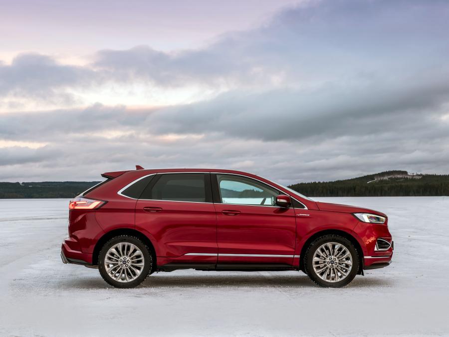  Ford Edge Vignale 2018 года  (EU) (фото 18 из 40)